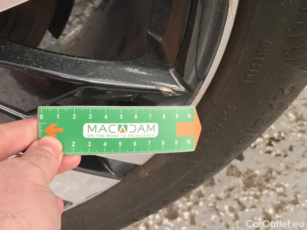  Peugeot  5008  Allure 1.2 PureTech 130CV BVM6 E6d #4