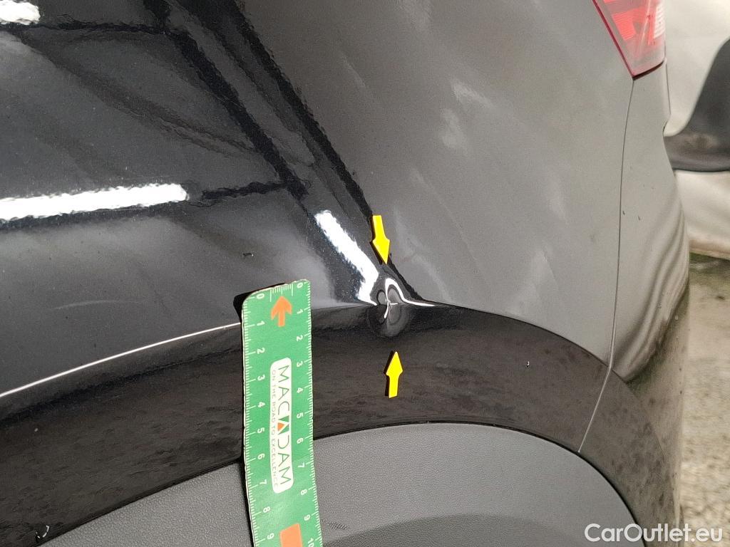  Volkswagen  T-ROC VOLKSWAGEN  / 2017 / 5P / SUV 1.5 TSI 150 EVO CARAT DSG7 #22