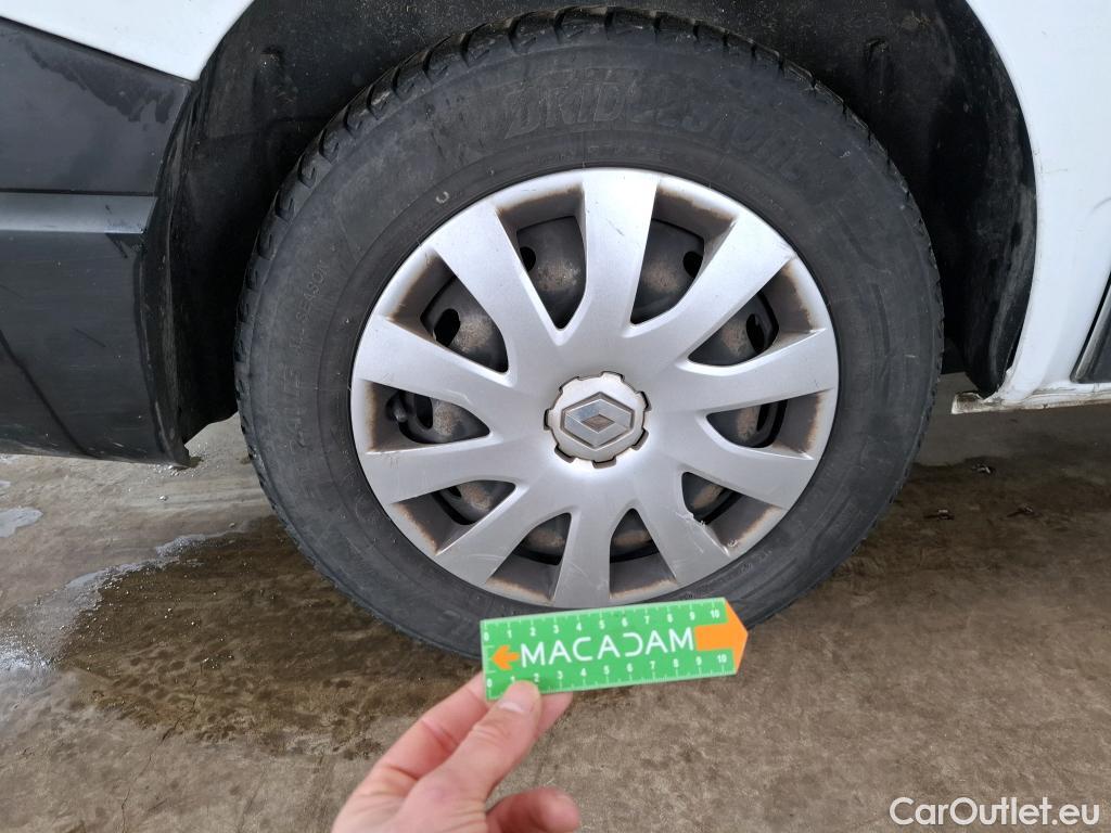  Renault  Trafic  Furgon Grand Confort L1H1 1200 1.6 dCi 125CV BVM6 E6 #42