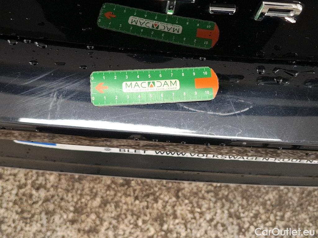  Volkswagen  T-ROC VOLKSWAGEN  / 2017 / 5P / SUV 1.5 TSI 150 EVO CARAT DSG7 #11