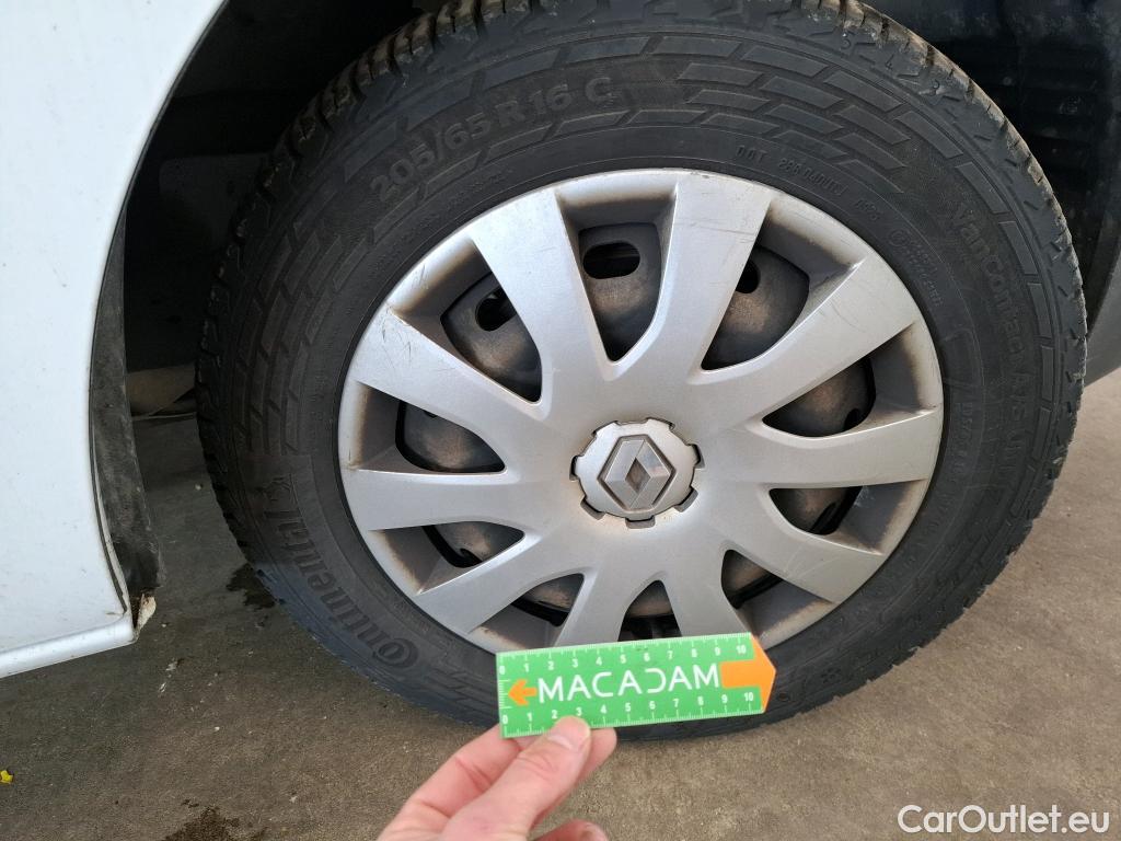  Renault  Trafic  Furgon Grand Confort L1H1 1200 1.6 dCi 125CV BVM6 E6 #48