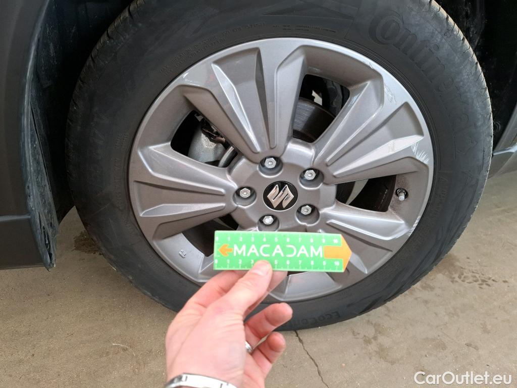  Land Rover  Discovery SUZUKI Vitara / 2015 / 5P / SUV 1.5 Dualjet hybrid PRIVILEGE AT #14