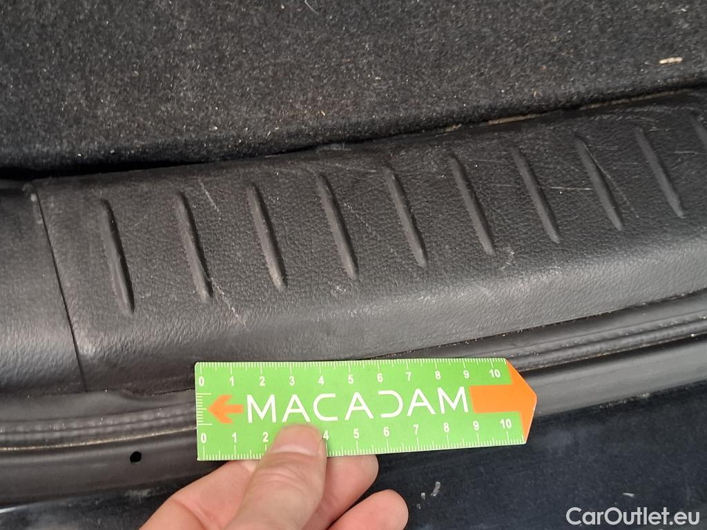  Land Rover  Discovery SUZUKI Vitara / 2015 / 5P / SUV 1.5 Dualjet hybrid PRIVILEGE AT #43