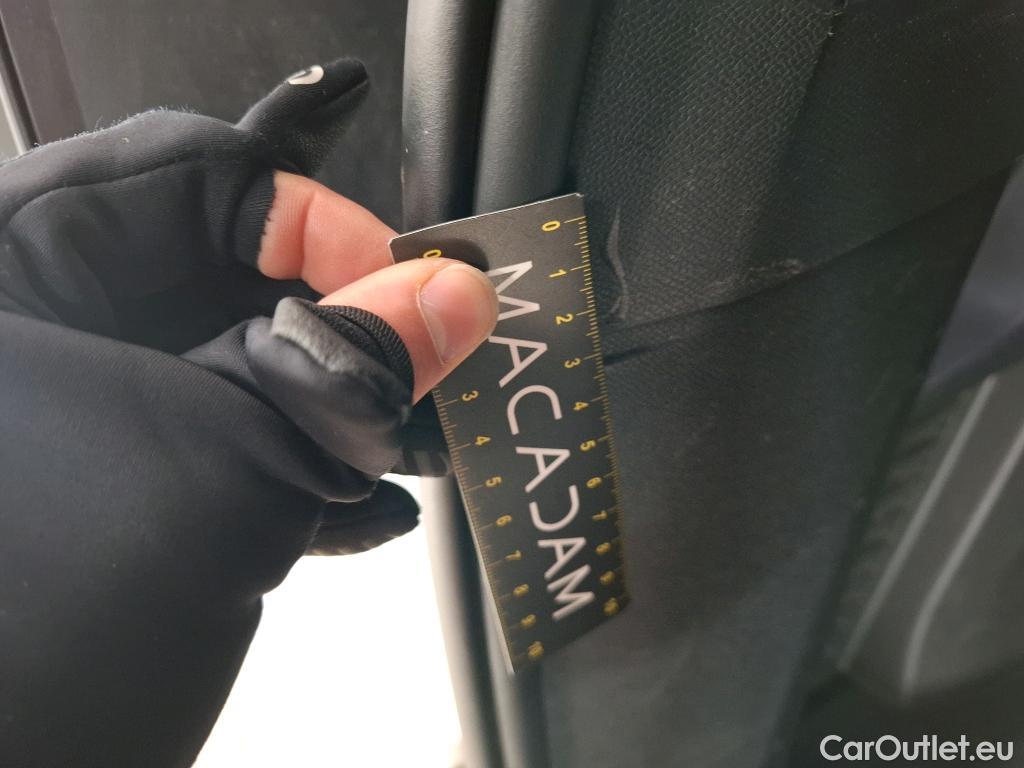  Peugeot  5008  GT Line 1.5 HDi 130CV BVA8 7 Sieges E6dT #57