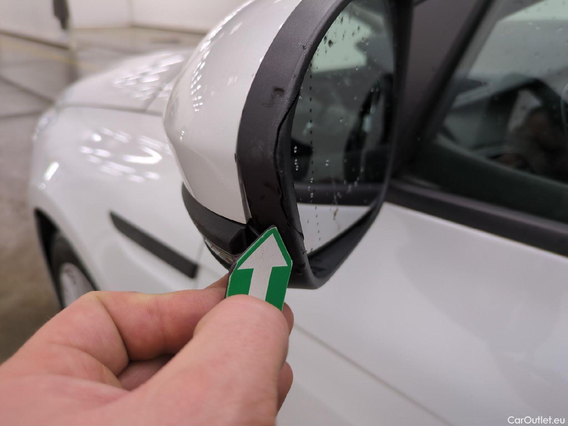  Renault  Megane RENAULT Mégane Berline / 2020 / 5P / Berline Business TCe 140 EDC FAP -21N #2