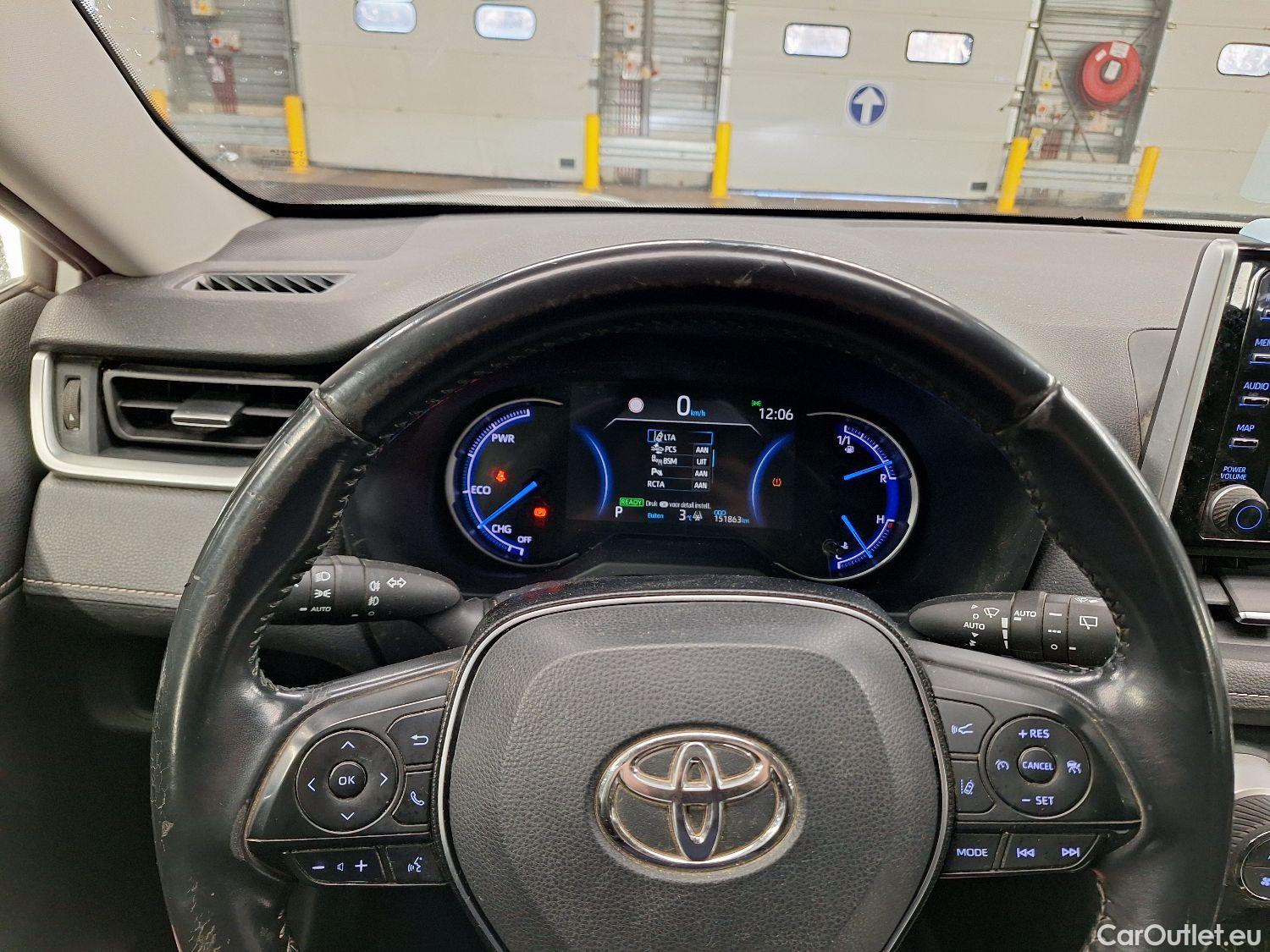  Toyota  RAV4 Toyota,  '18, Toyota  2.5 VVT-i Hybrid Dynamic Plus 4x4 E-CV #56