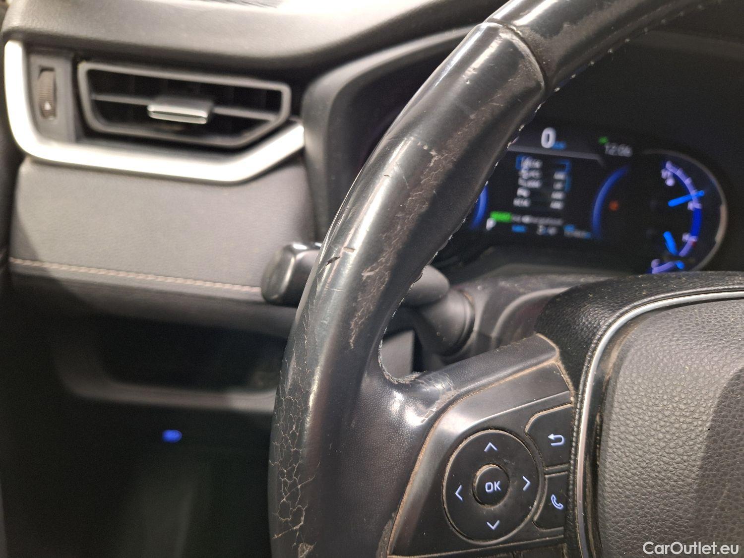  Toyota  RAV4 Toyota,  '18, Toyota  2.5 VVT-i Hybrid Dynamic Plus 4x4 E-CV #58