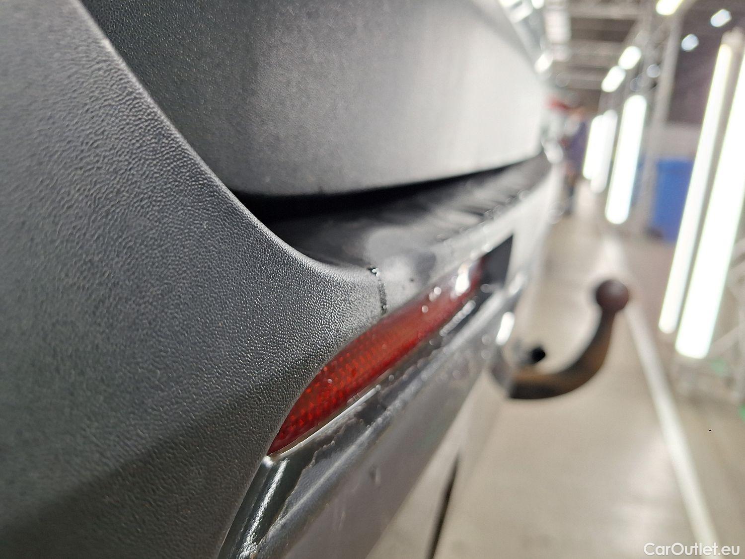  Toyota  RAV4 Toyota,  '18, Toyota  2.5 VVT-i Hybrid Dynamic Plus 4x4 E-CV #32