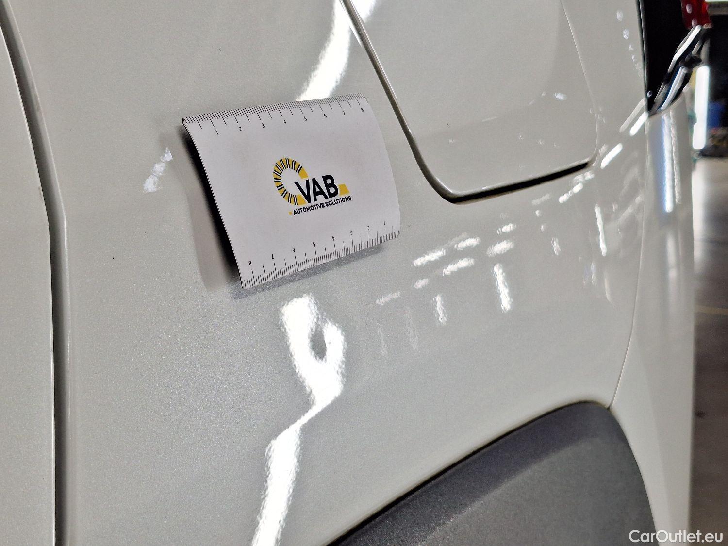  Toyota  RAV4 Toyota,  '18, Toyota  2.5 VVT-i Hybrid Dynamic Plus 4x4 E-CV #40