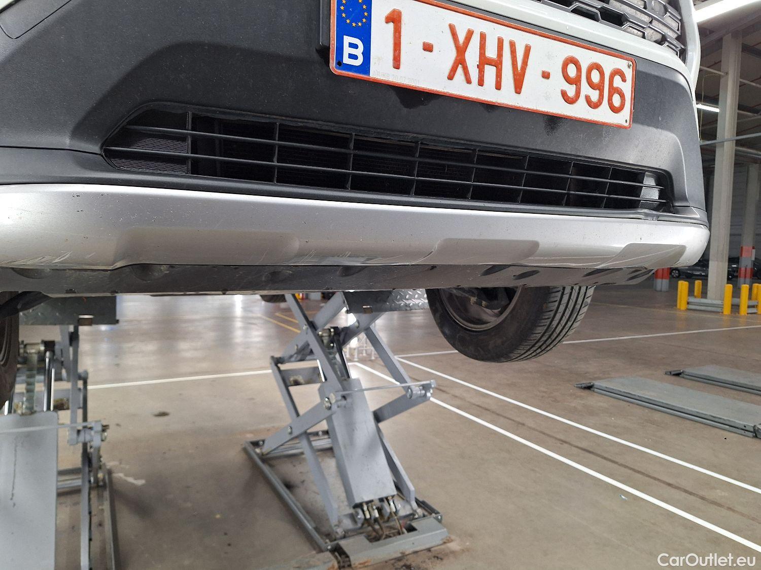  Toyota  RAV4 Toyota,  '18, Toyota  2.5 VVT-i Hybrid Dynamic Plus 4x4 E-CV #13