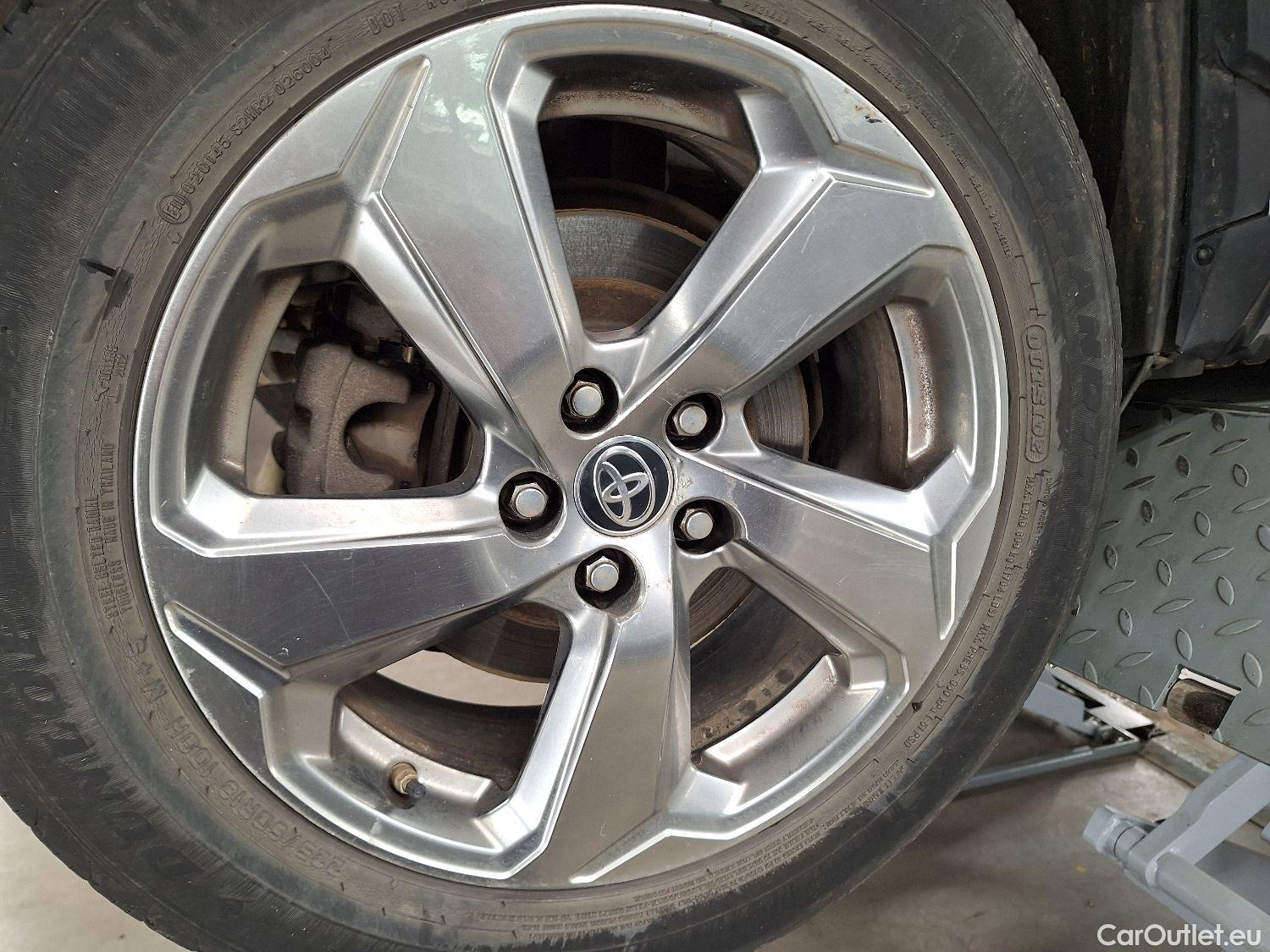  Toyota  RAV4 Toyota,  '18, Toyota  2.5 VVT-i Hybrid Dynamic Plus 4x4 E-CV #4