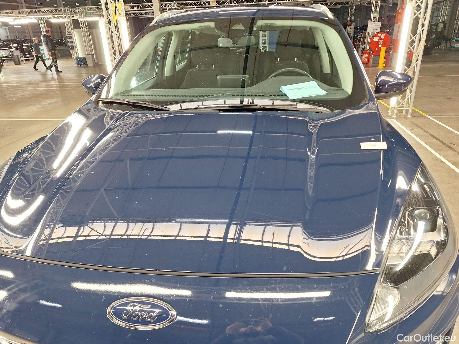  Ford  Kuga Ford,  '19 PHEV, Ford  2.5i PHEV Aut. 165kW Titanium 5d #47