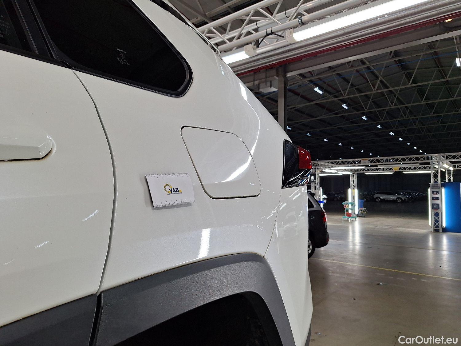  Toyota  RAV4 Toyota,  '18, Toyota  2.5 VVT-i Hybrid Dynamic Plus 4x4 E-CV #39