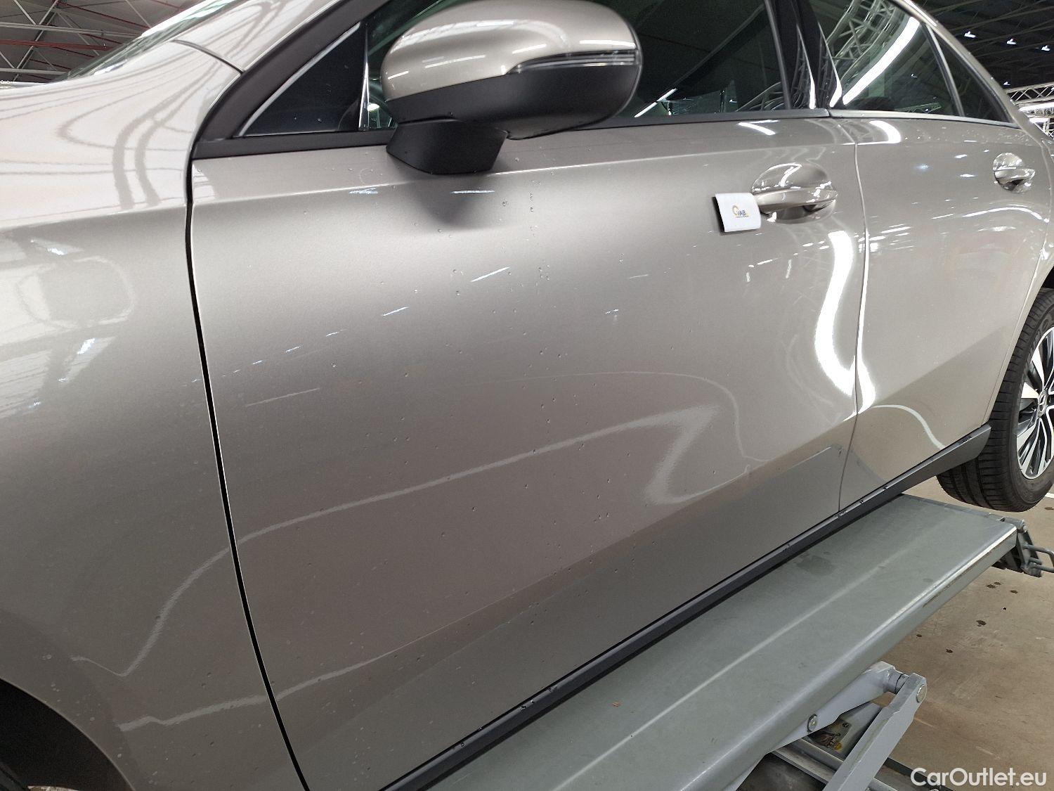  Mercedes  A-Klasse Mercedes, A-Class Berline '18, Mercedes-Benz  Limousine A 180d Business S #12