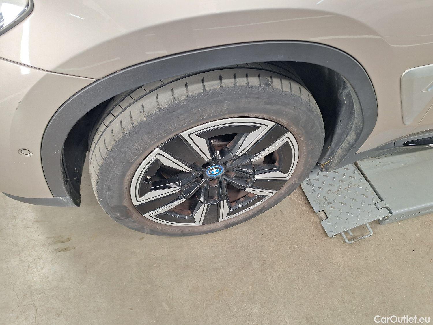  Bmw  iX3 BMW,  '20 BEV, BMW  sDrive35 5d #53