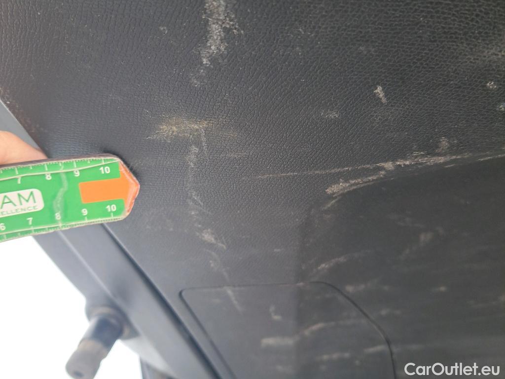  Peugeot  3008 PEUGEOT  / 2016 / 5P / todoterreno 1.5 BlueHDi 96kW (130CV) S&S Style #12