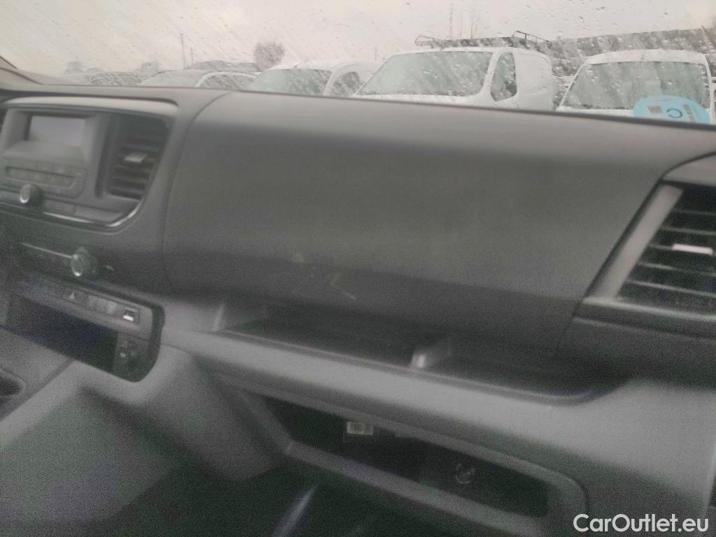  Citroen  Jumpy CITROEN  / 2016 / 4P / furgón Talla M BlueHDi 85KW (115CV) 6v Confort #36