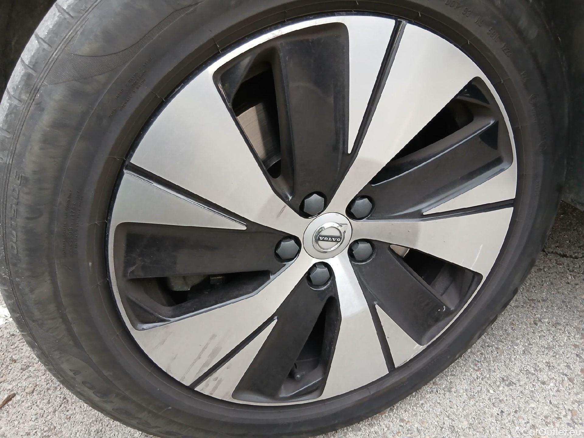  Volvo  XC 40 VOLVO XC40 / 2017 / 5P / todoterreno 1.5 T4 Twin Recharge R-Design Exp Auto #8