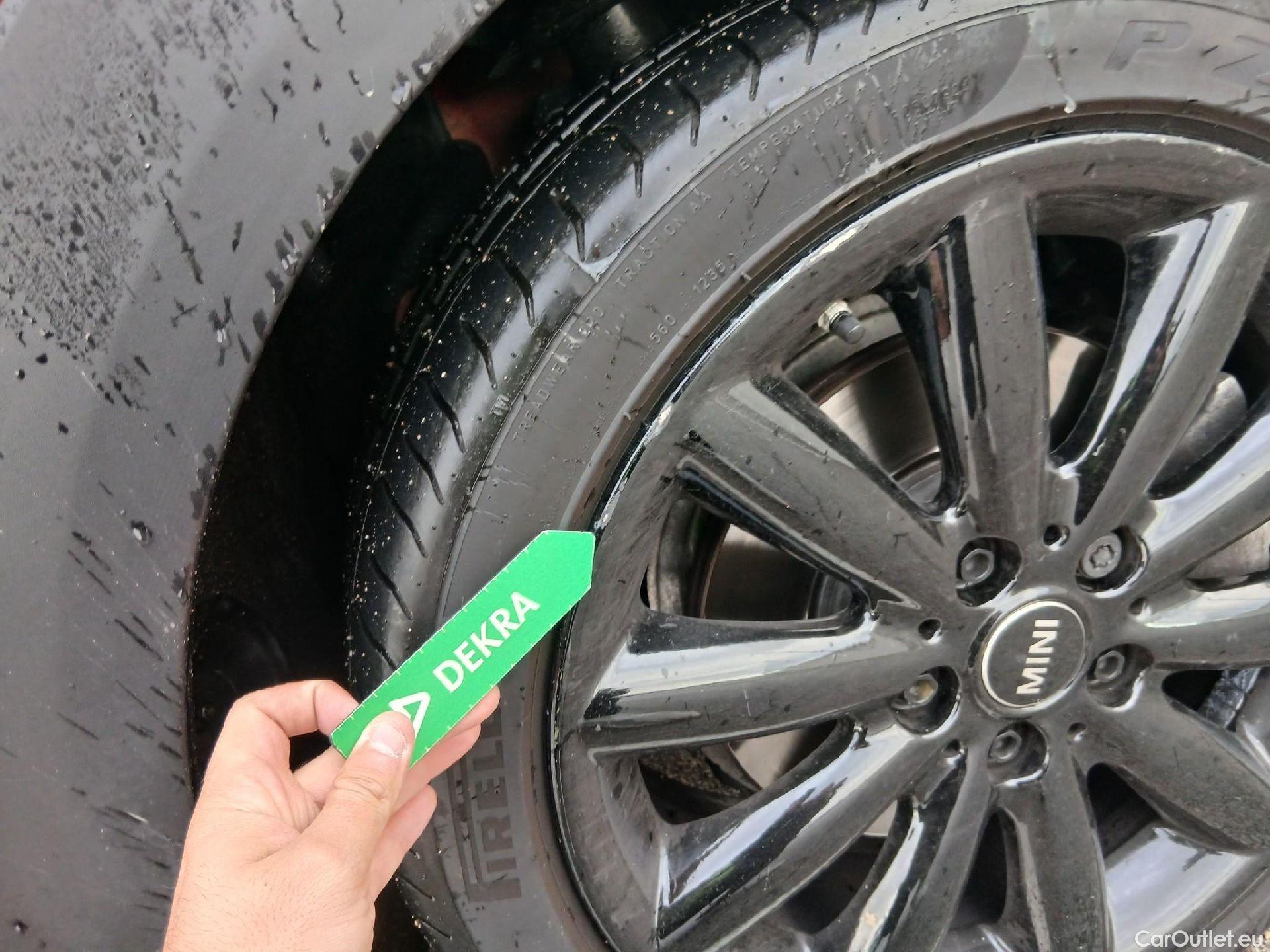  Mini  Cooper MINI MINI / 2014 / 3P / berlina con portón  S #30