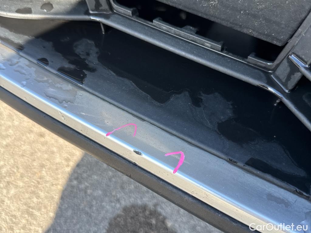  Peugeot  2008 PEUGEOT  / 2019 / 5P / todoterreno Allure BlueHDI 81kW (110CV) #50