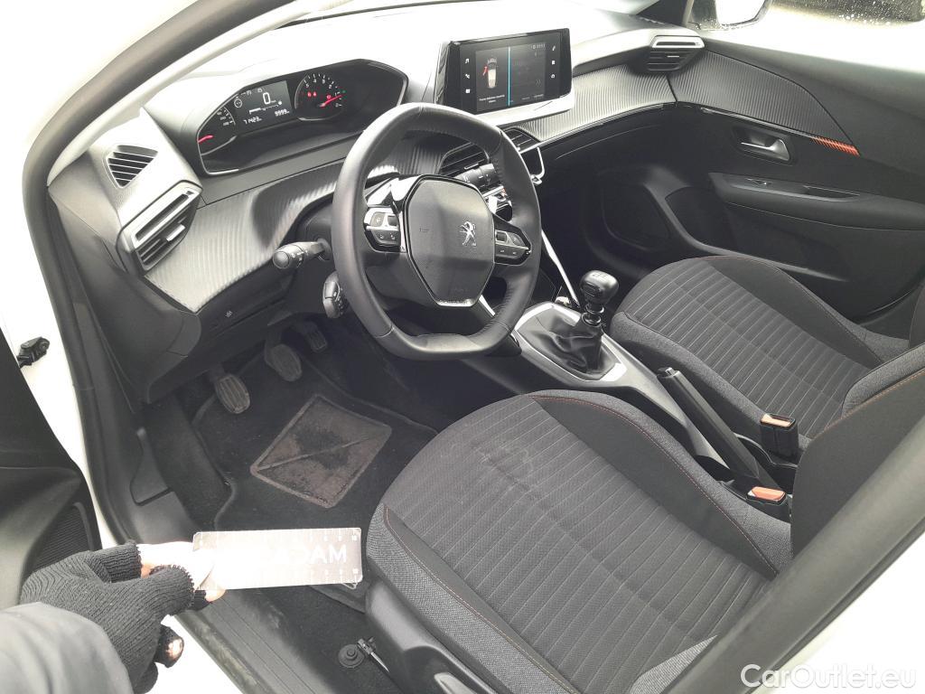  Peugeot  208 PEUGEOT  / 2019 / 5P / berlina con portón BlueHDi 73kW (100CV) Active (CM) #10