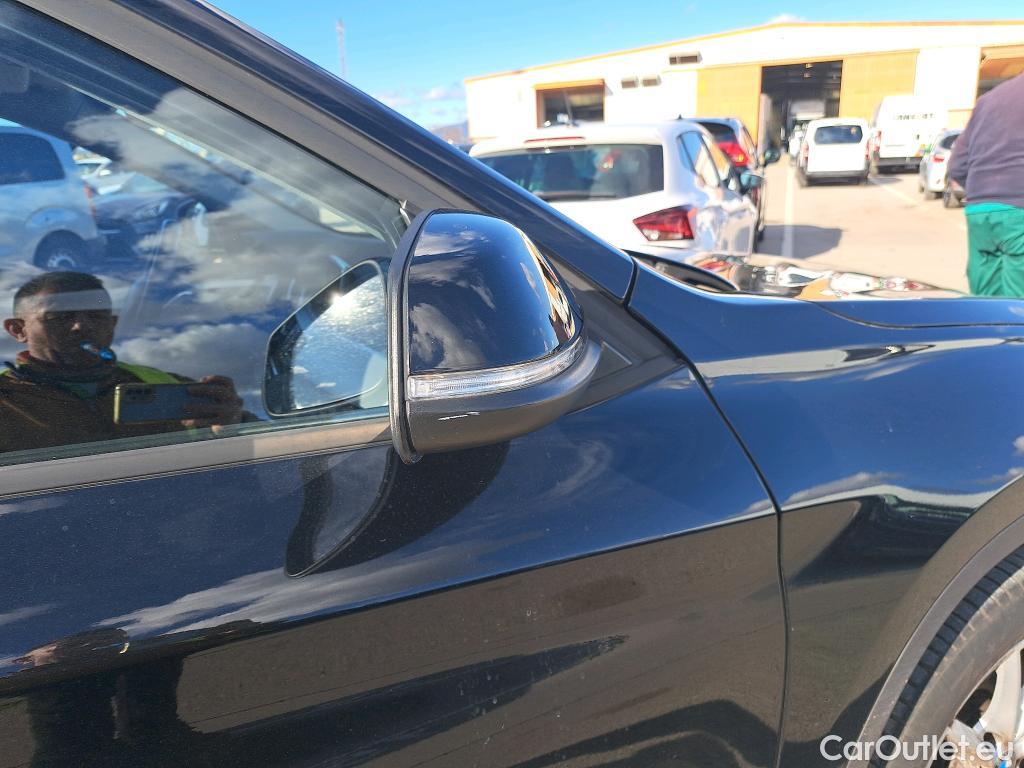  Bmw  X1 BMW  / 2019 / 5P / todoterreno sDrive16d Business #35