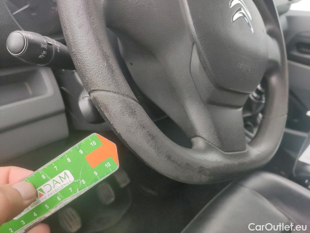  Citroen  Jumpy CITROEN  / 2016 / 4P / furgón Talla M BlueHDi 85KW (115CV) 6v Confort #39