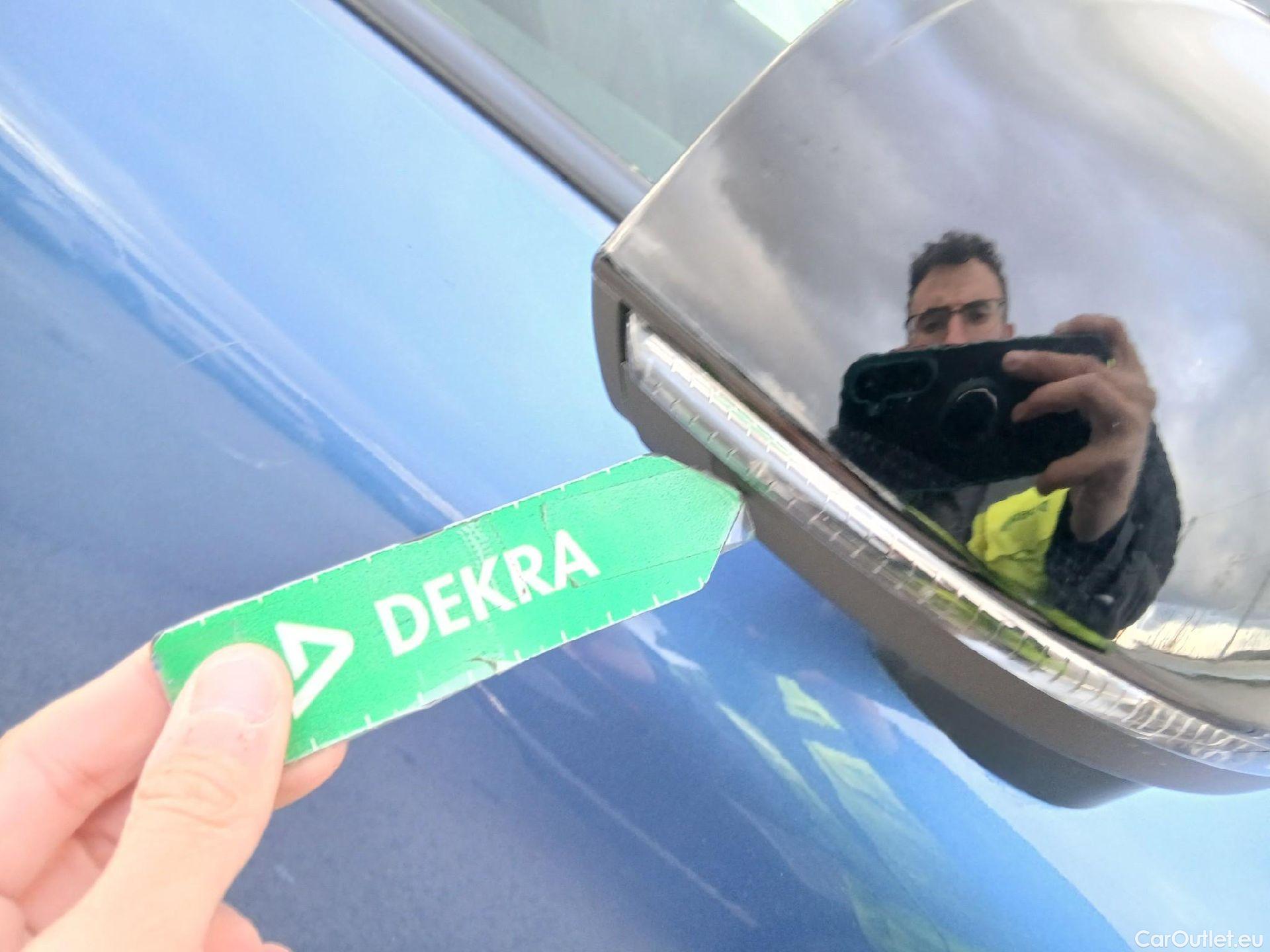  Volvo  XC 40 VOLVO XC40 / 2017 / 5P / todoterreno 1.5 T4 Twin Recharge R-Design Exp Auto #40