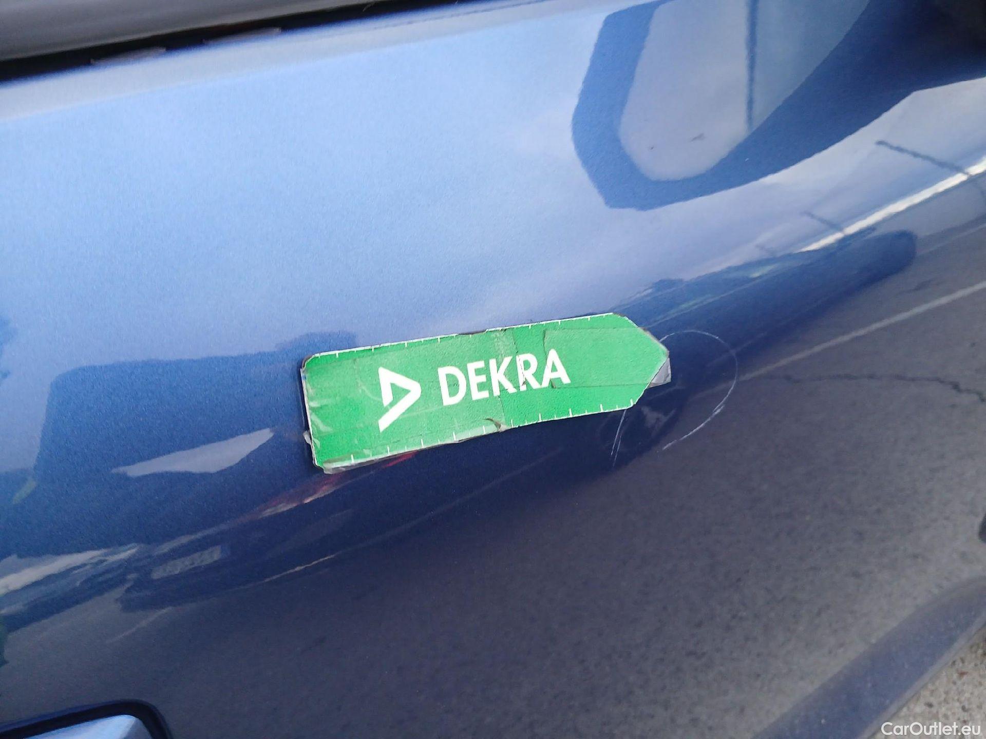  Volvo  XC 40 VOLVO XC40 / 2017 / 5P / todoterreno 1.5 T4 Twin Recharge R-Design Exp Auto #38