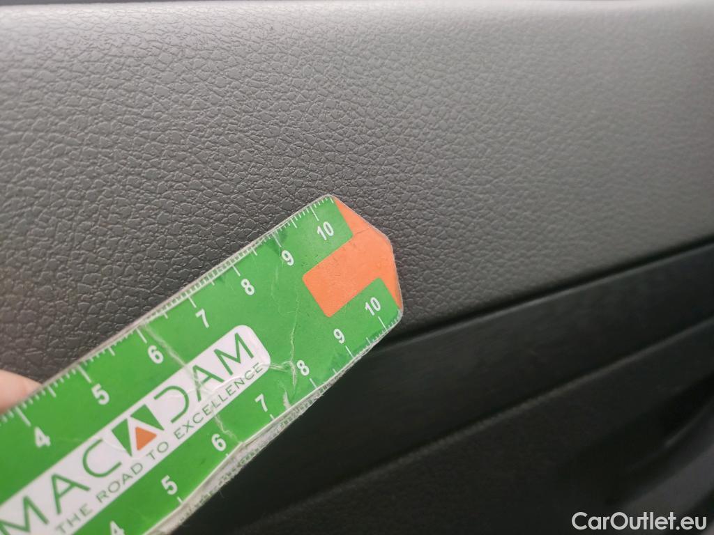  Citroen  Jumpy CITROEN  / 2016 / 4P / furgón Talla M BlueHDi 85KW (115CV) 6v Confort #35