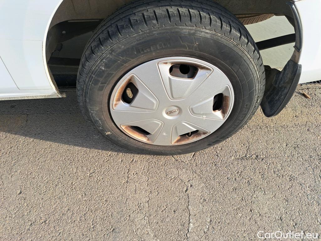  Ford  Transit  Custom Combi / Tourneo Custom 320 L1 Trend 2.0 Ecoblue 150CV MT6 E6d #51