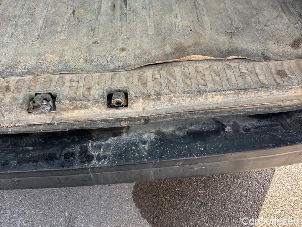  Nissan  NV400 NISSAN  VU 4P 1G COMBI 2.3dCi 145 COMFORT L2H2 3500 COMBI-9 FWD #28