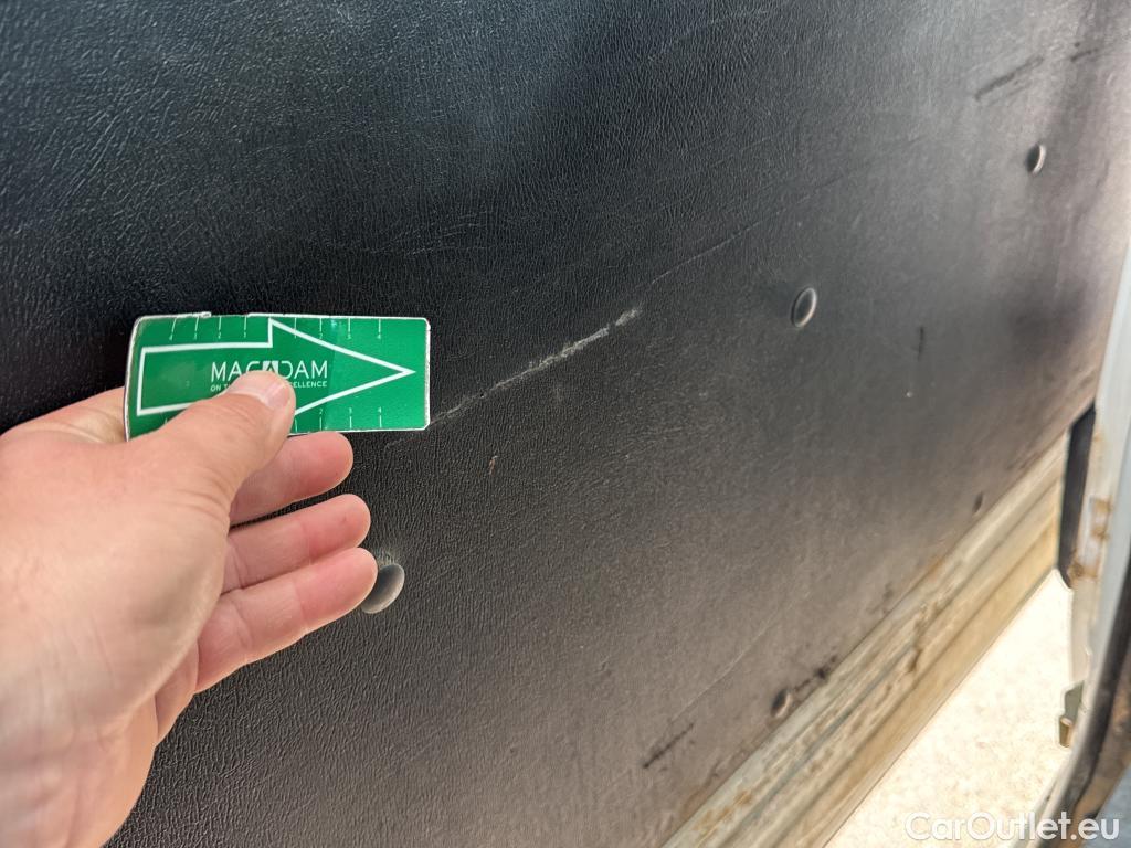  Nissan  NV400 NISSAN  VU 4P 1G COMBI 2.3dCi 145 COMFORT L2H2 3500 COMBI-9 FWD #43