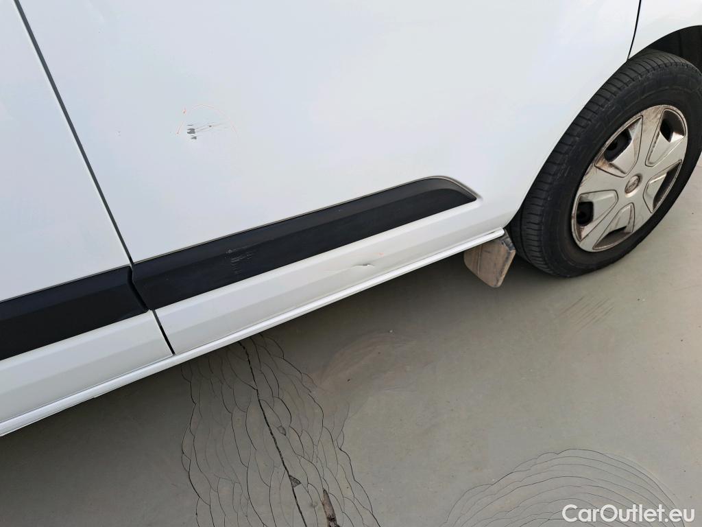  Ford  Transit  Custom Combi / Tourneo Custom 320 L1 Trend 2.0 Ecoblue 150CV MT6 E6d #39