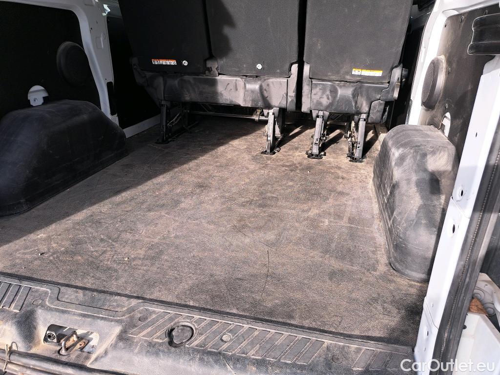  Ford  Transit  Custom Combi / Tourneo Custom 320 L1 Trend 2.0 Ecoblue 150CV MT6 E6d #25