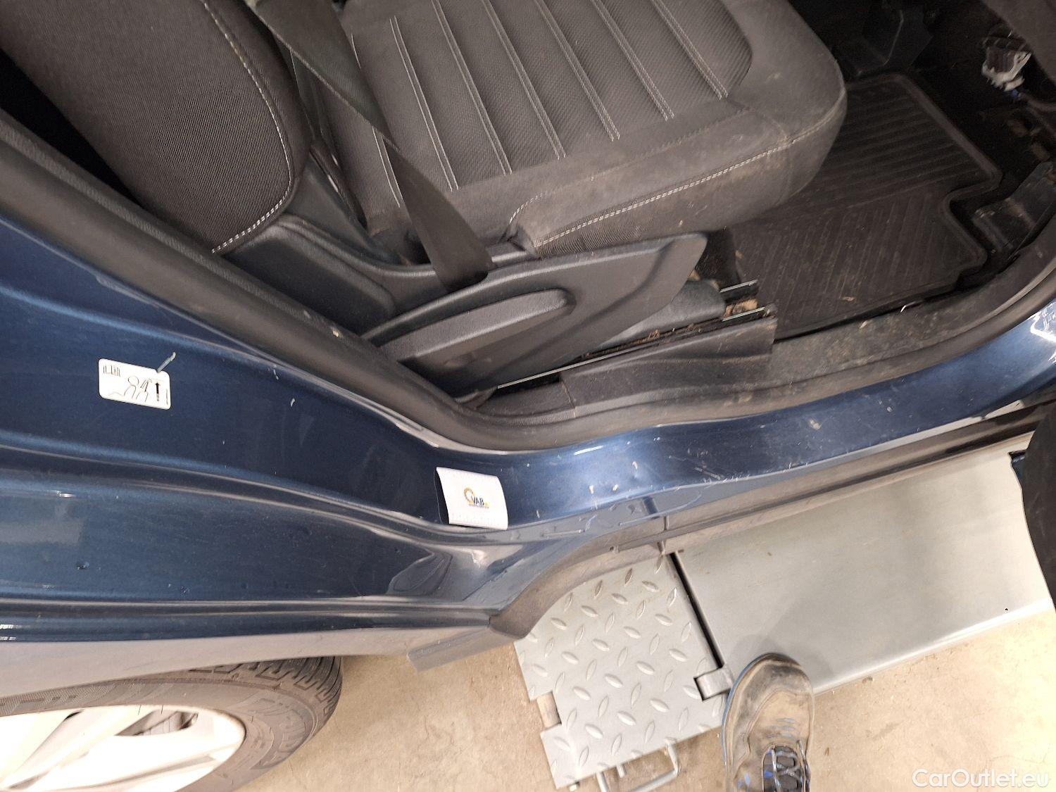  Ford  Galaxy Ford,  '15, Ford  2.0 TDCi 110kW S/S Titanium 5d 7pl #35