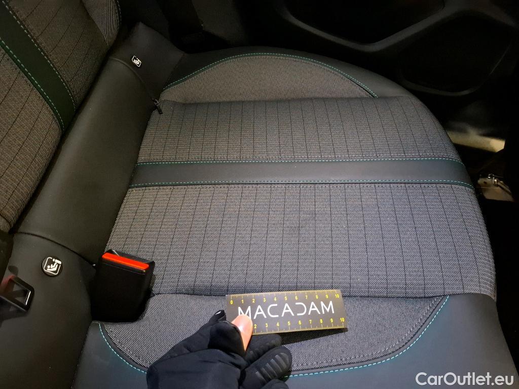  Peugeot  2008  Allure Business 1.5 HDi 130CV BVA8 E6d #9