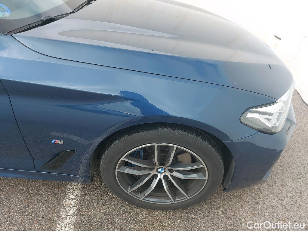  Bmw  Serie 5 BMW  / 2020 / 5P / familiar 520dA xDrive Touring #1