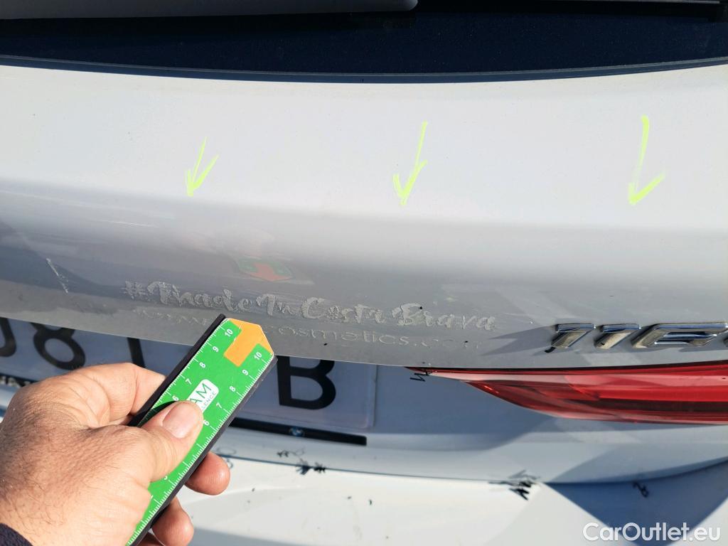  Bmw  Serie 1 BMW  / 2019 / 5P / berlina con portón 116d #8