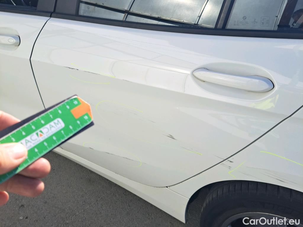  Bmw  Serie 1 BMW  / 2019 / 5P / berlina con portón 116d #17