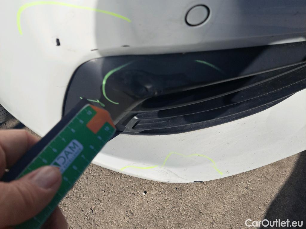  Bmw  Serie 1 BMW  / 2019 / 5P / berlina con portón 116d #41