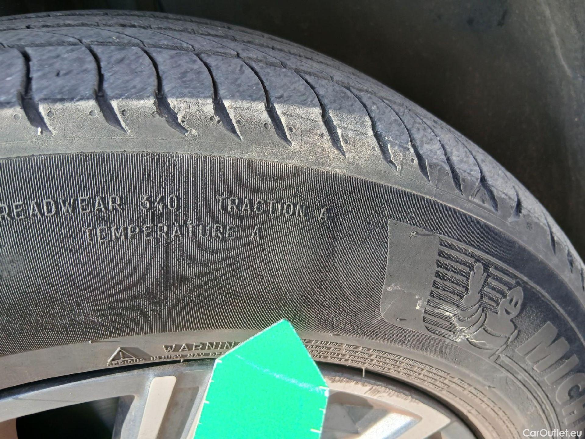  Hyundai  Tucson HYUNDAI  / 2020 / 5P / todoterreno 1.6 TGDI 169kW (230CV) HEV Maxx Auto #48