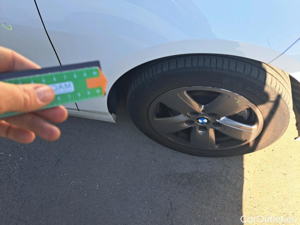  Bmw  Serie 1 BMW  / 2019 / 5P / berlina con portón 116d #21