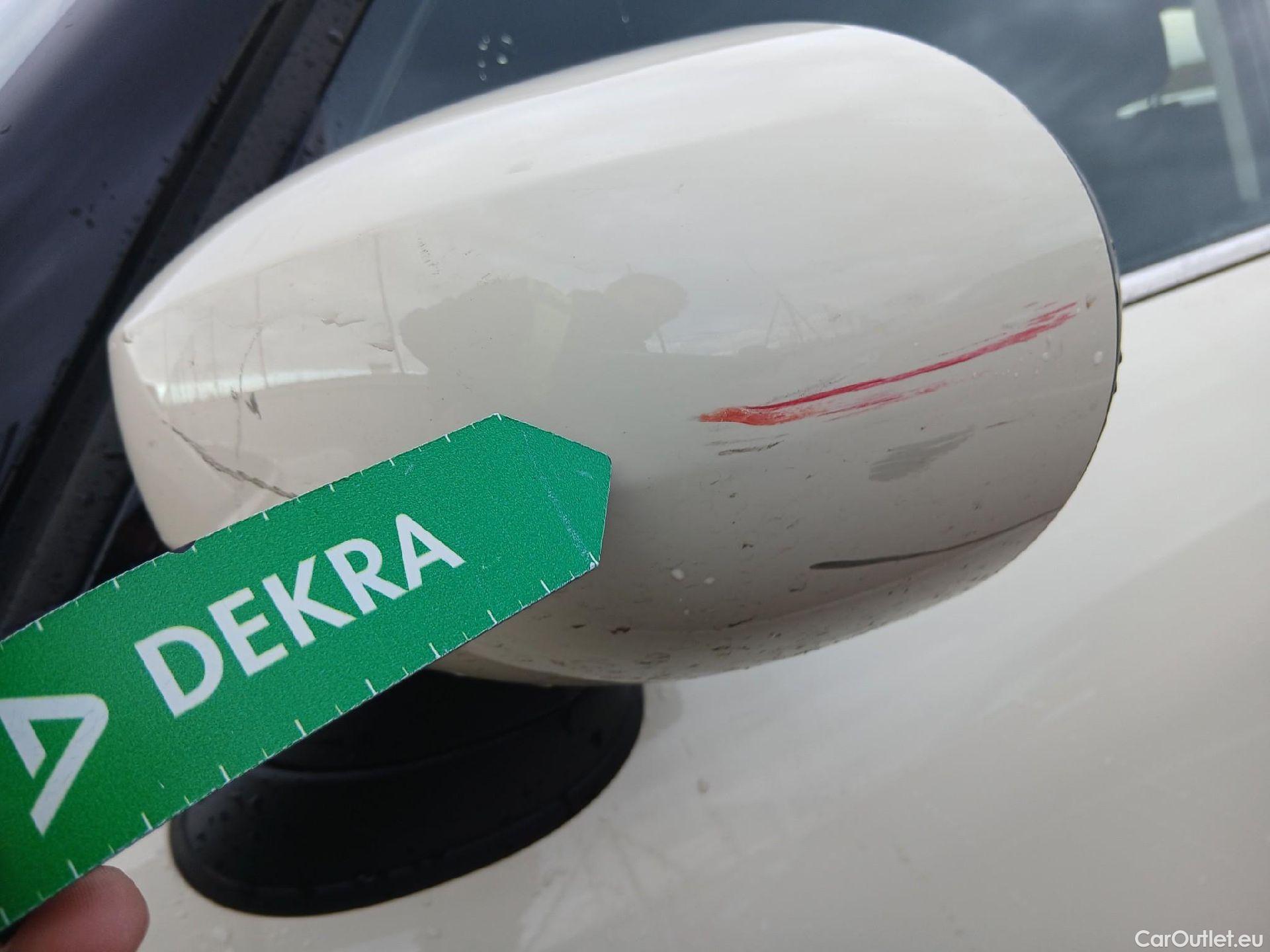  Mini  Cooper MINI MINI / 2014 / 5P / berlina con portón ONE 5 PUERTAS (CX) #13