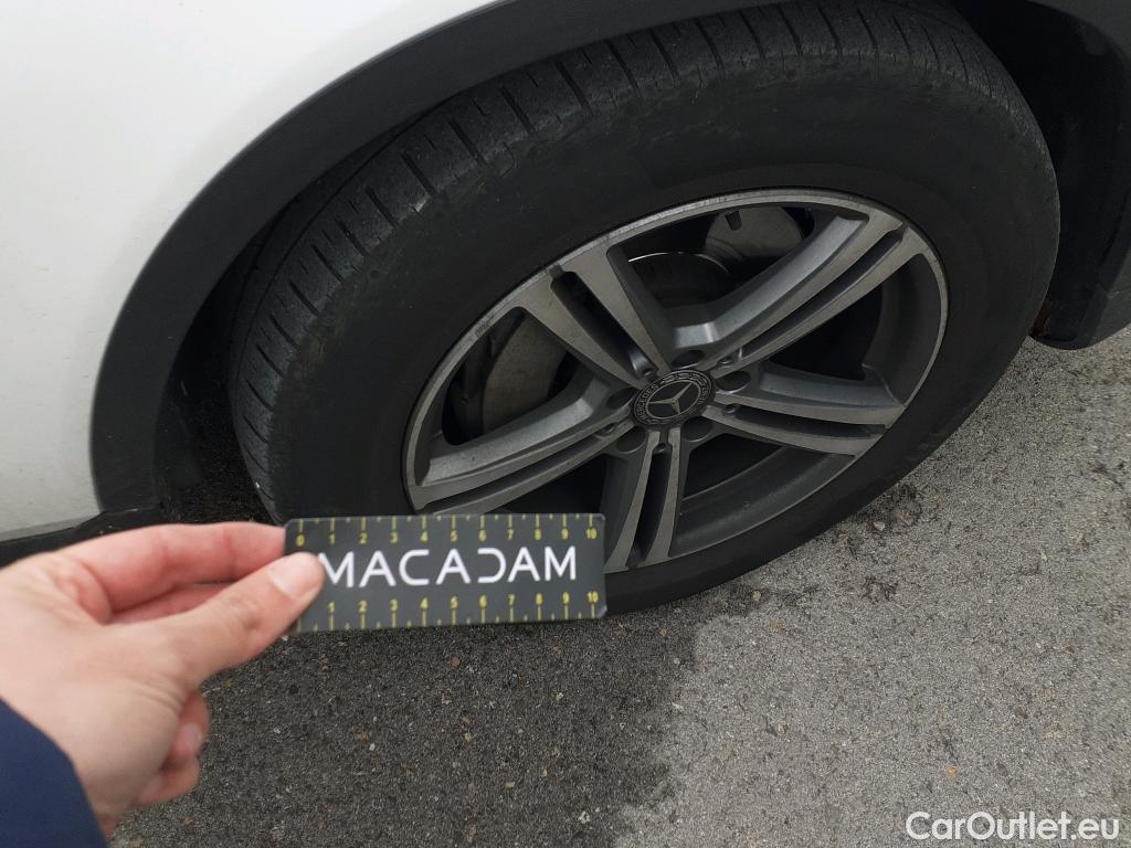  Mercedes  G-Klasee MERCEDES-BENZ Clase GLC / 2019 / 5P / todoterreno GLC 220 d 4MATIC #1