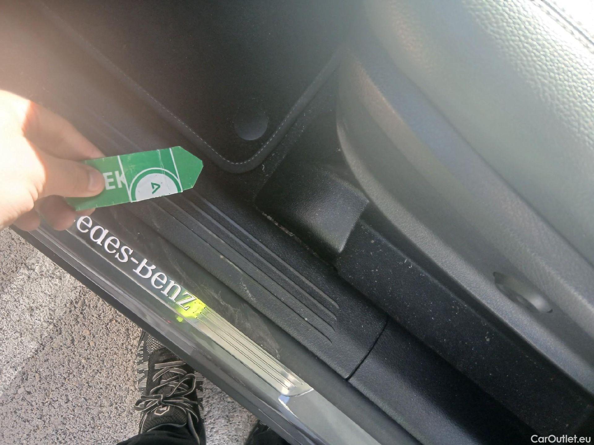  Mercedes  GLB MERCEDES-BENZ  / 2019 / 5P / todoterreno 2.0  220 D 4MATIC DCT 140KW (190CV) #2