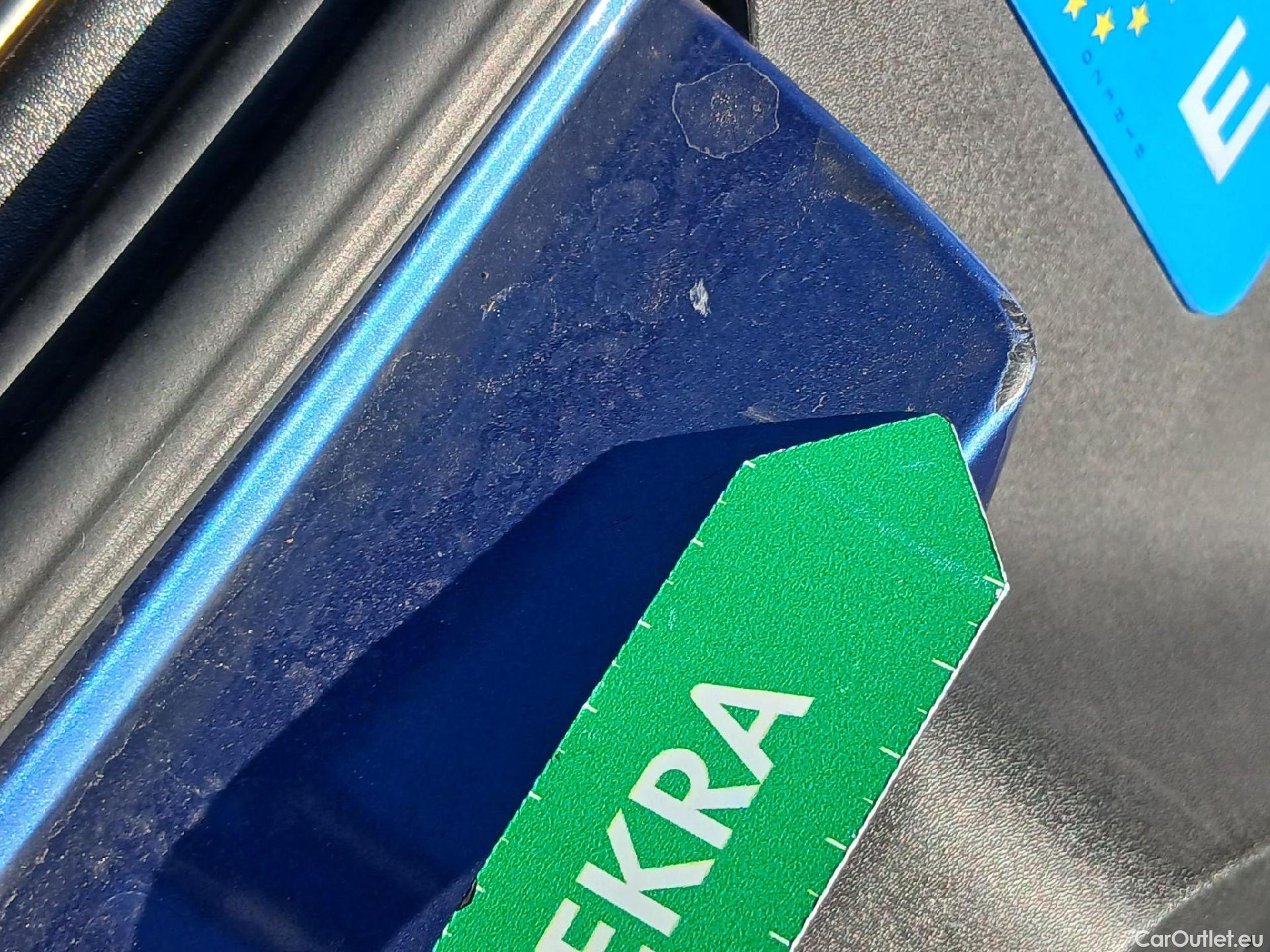  Volvo  XC 40 VOLVO XC40 / 2017 / 5P / todoterreno 1.5 T3 R-Design Auto #25