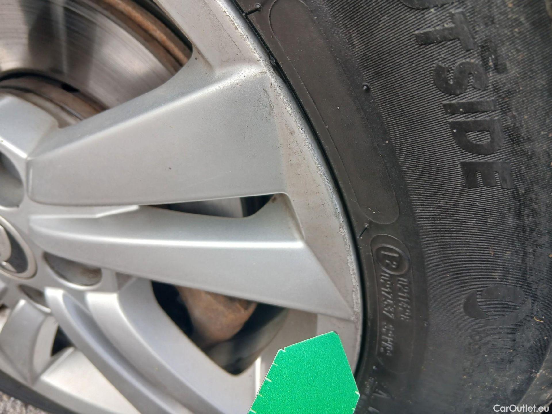  Skoda  Fabia SKODA  / 2018 / 5P / berlina con portón 1.0 TSI 70KW (95cv) Ambition Plus(SP) (AC2) #6