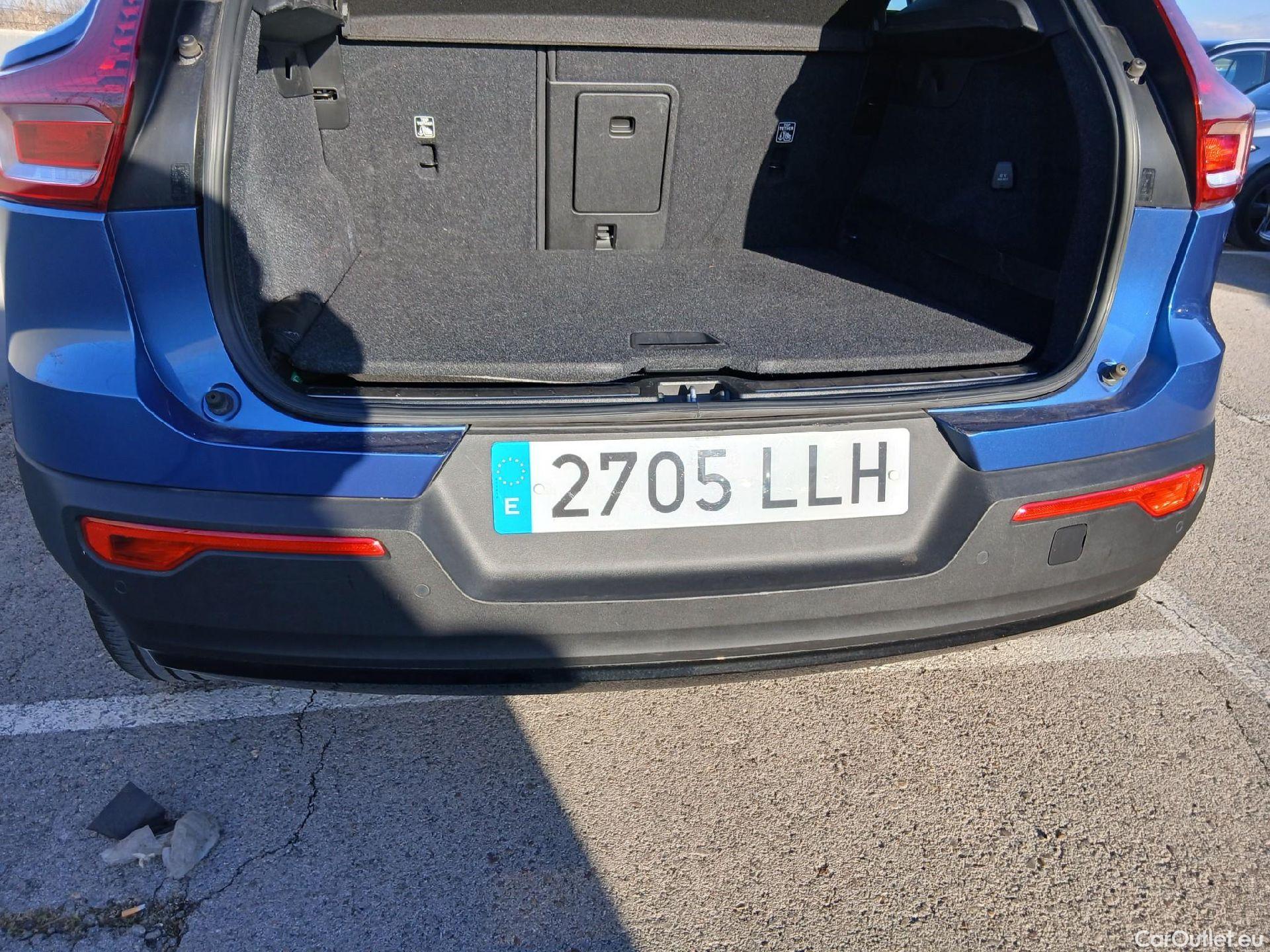  Volvo  XC 40 VOLVO XC40 / 2017 / 5P / todoterreno 1.5 T3 R-Design Auto #26