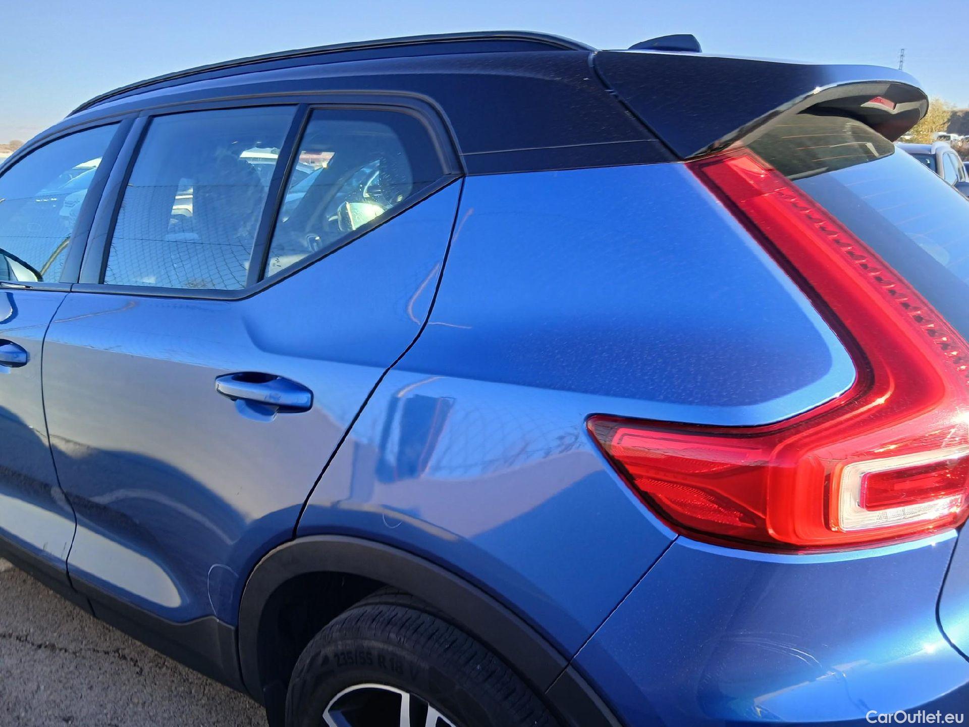  Volvo  XC 40 VOLVO XC40 / 2017 / 5P / todoterreno 1.5 T3 R-Design Auto #22